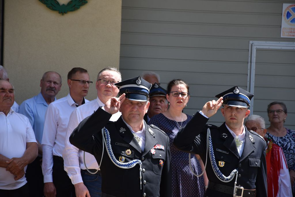 OSP Ratułów Górny z nowymi samochodami