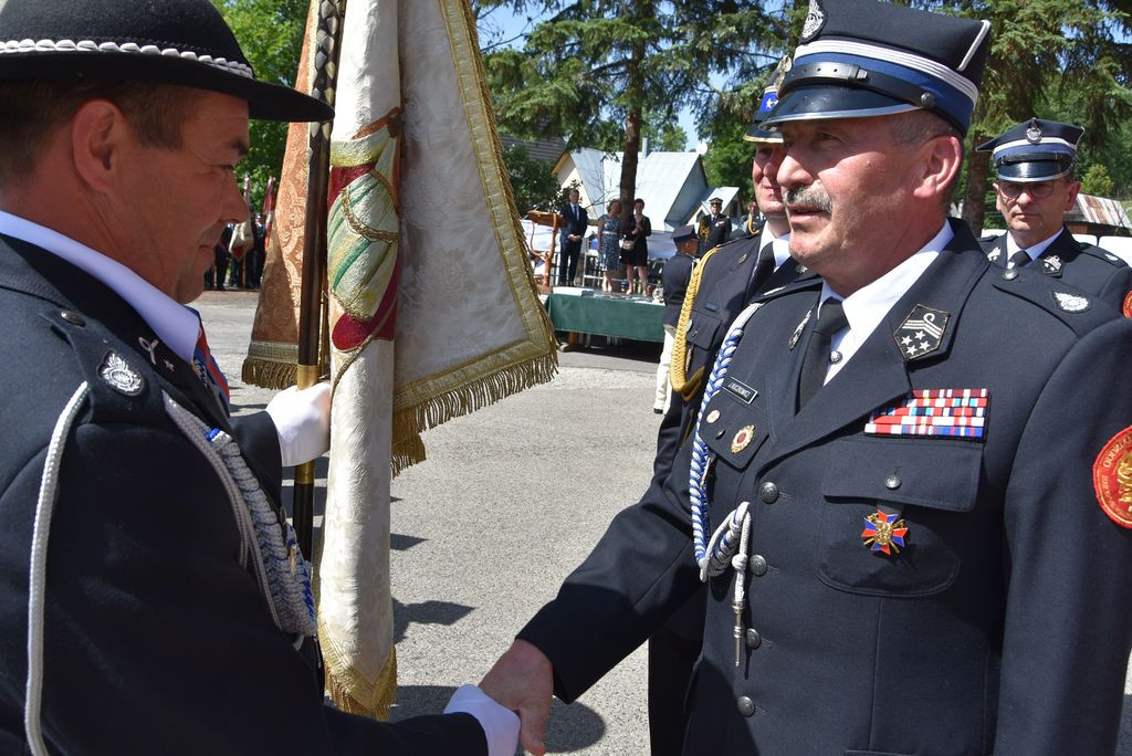 OSP Ratułów Górny z nowymi samochodami