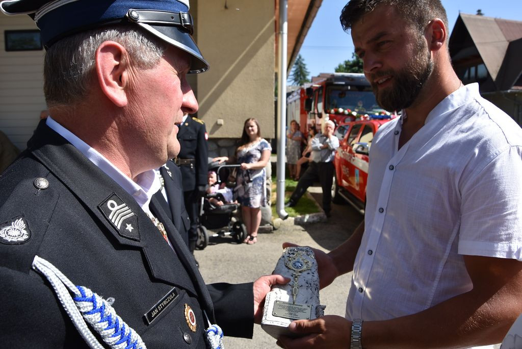OSP Ratułów Górny z nowymi samochodami
