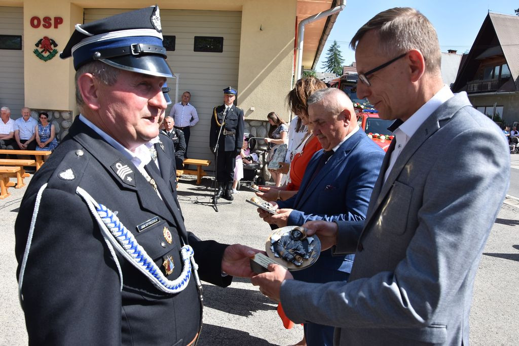 OSP Ratułów Górny z nowymi samochodami