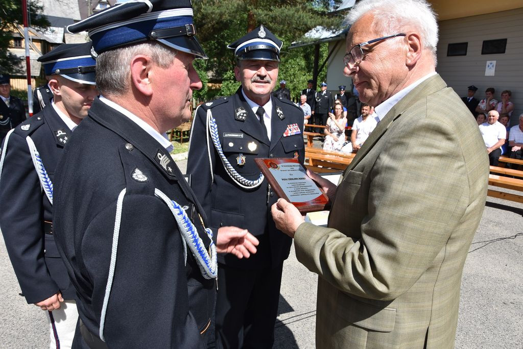 OSP Ratułów Górny z nowymi samochodami