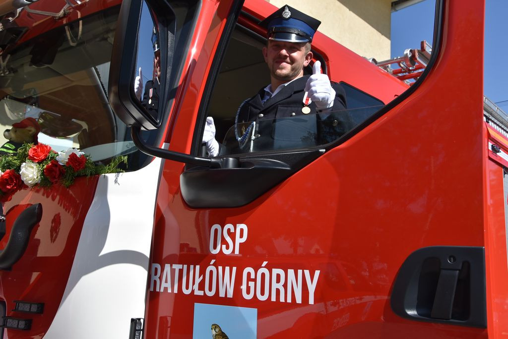 OSP Ratułów Górny z nowymi samochodami