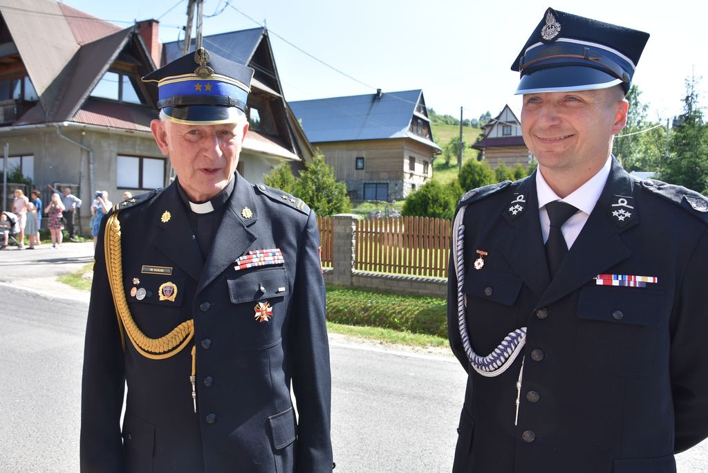 OSP Ratułów Górny z nowymi samochodami