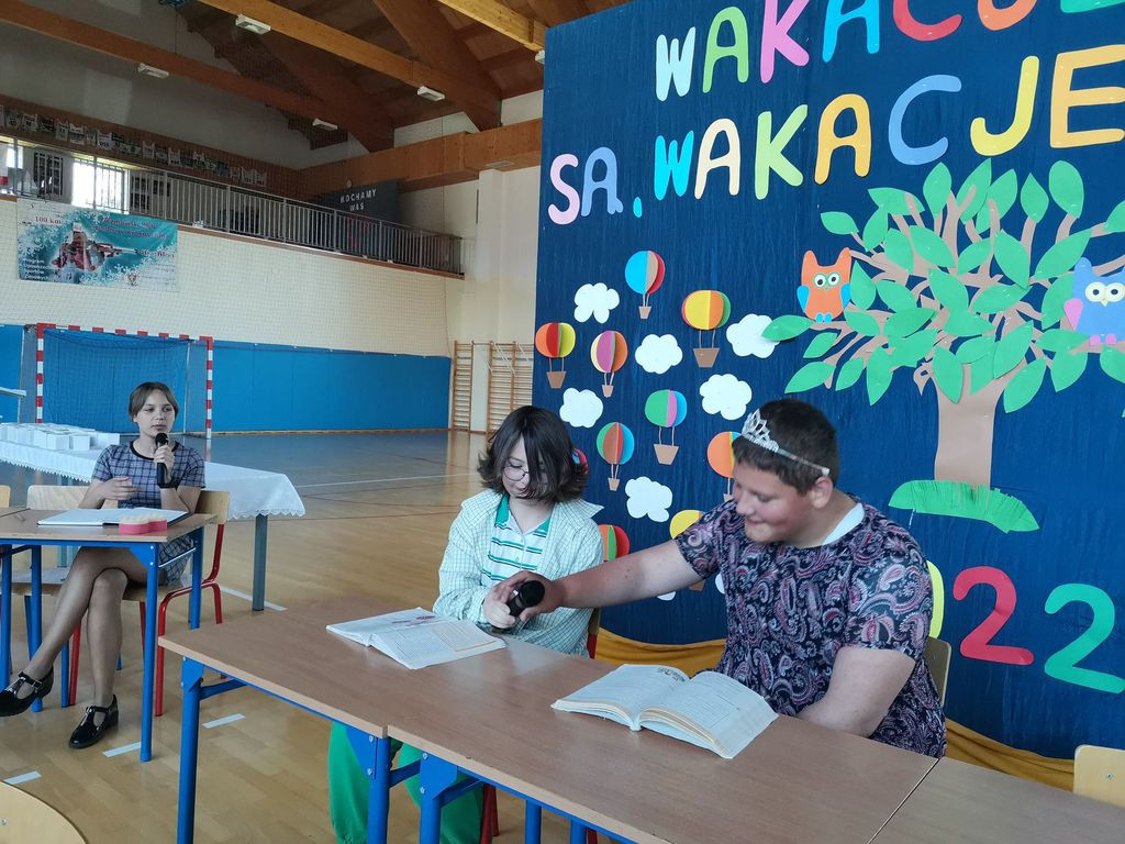 Świadectwa rozdane, wakacje czekają