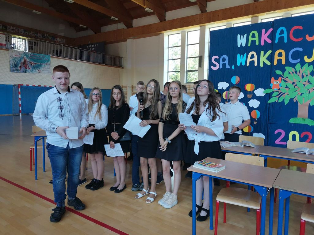 Świadectwa rozdane, wakacje czekają