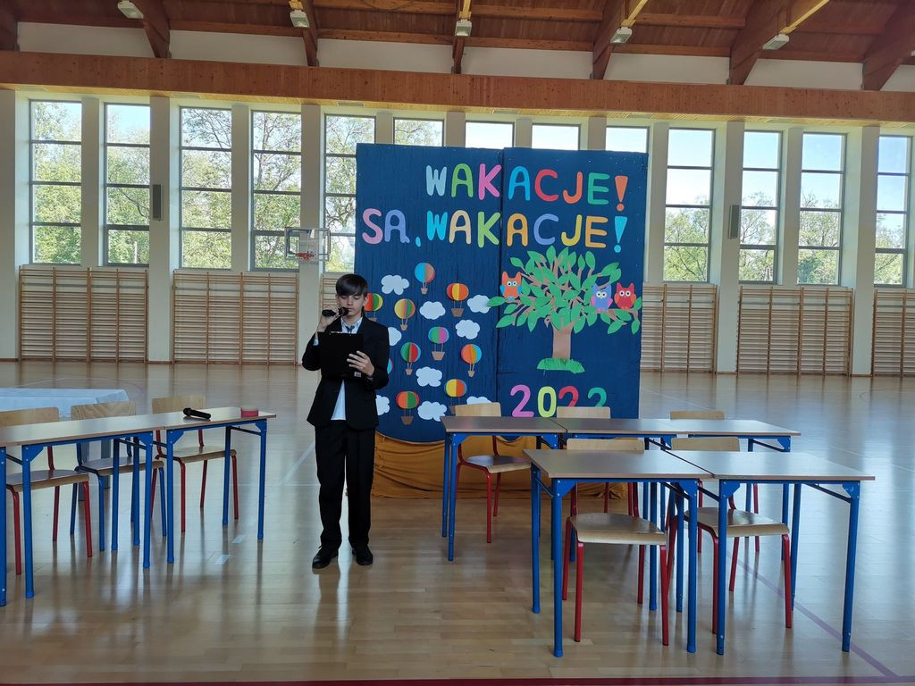 Świadectwa rozdane, wakacje czekają