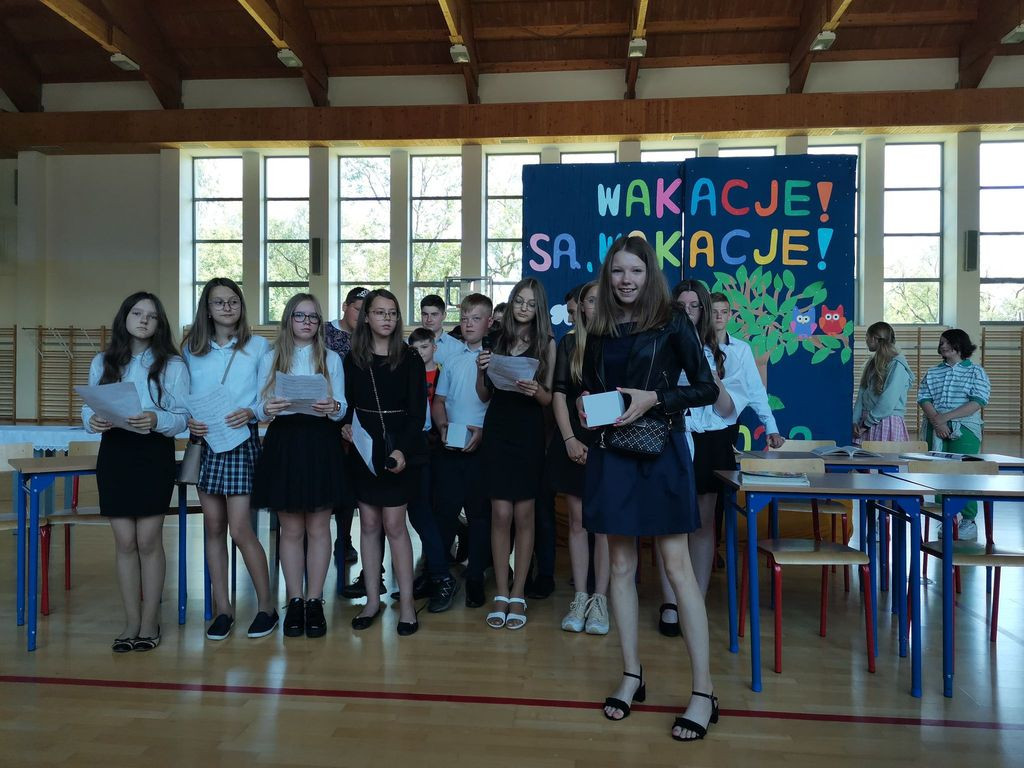 Świadectwa rozdane, wakacje czekają