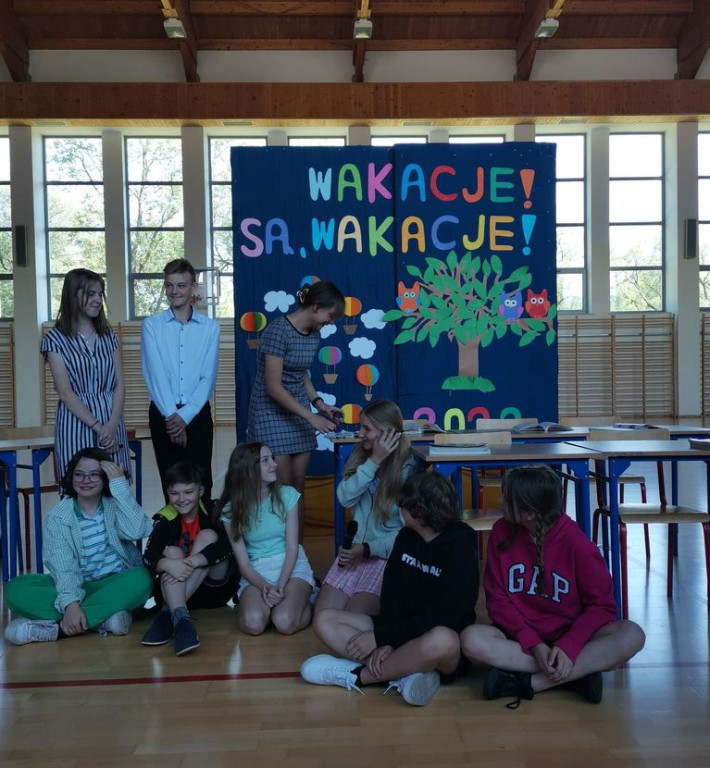 Świadectwa rozdane, wakacje czekają