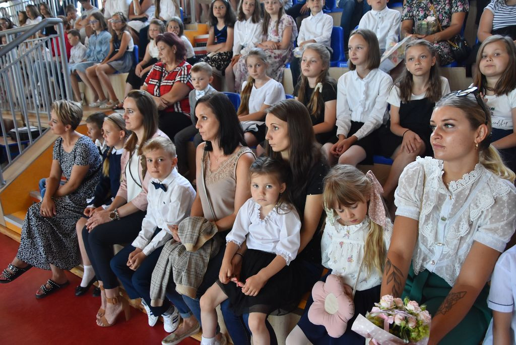 Świadectwa rozdane, wakacje czekają
