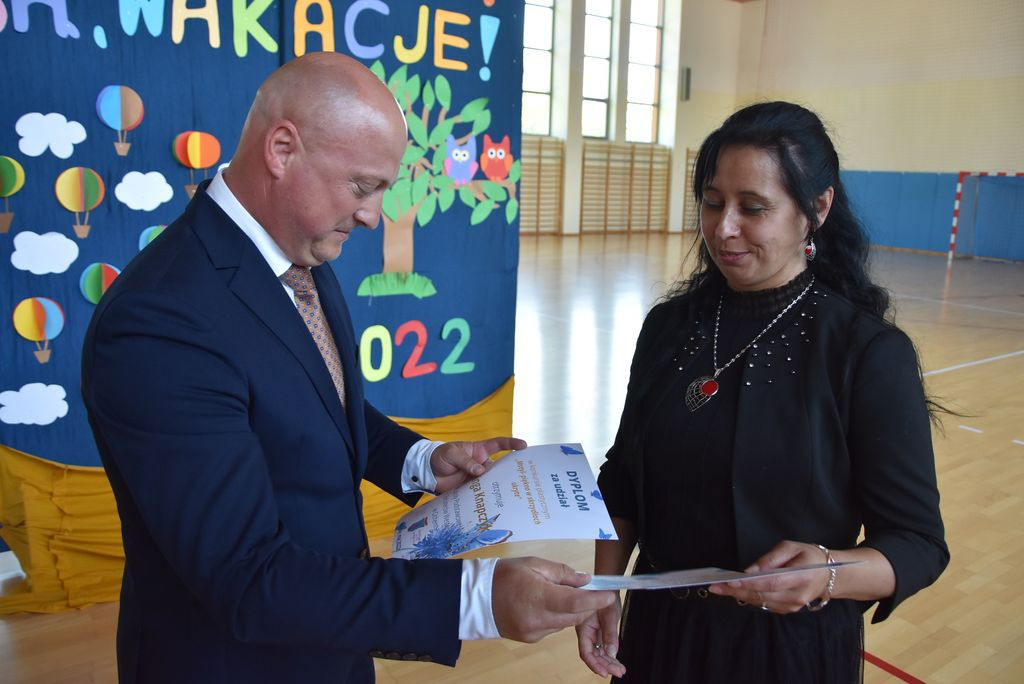 Świadectwa rozdane, wakacje czekają