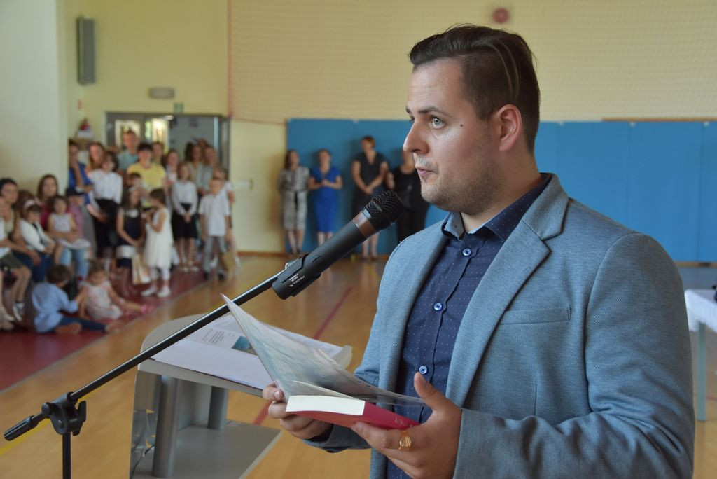 Świadectwa rozdane, wakacje czekają