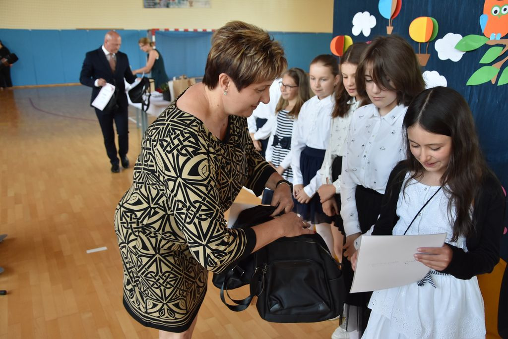 Świadectwa rozdane, wakacje czekają