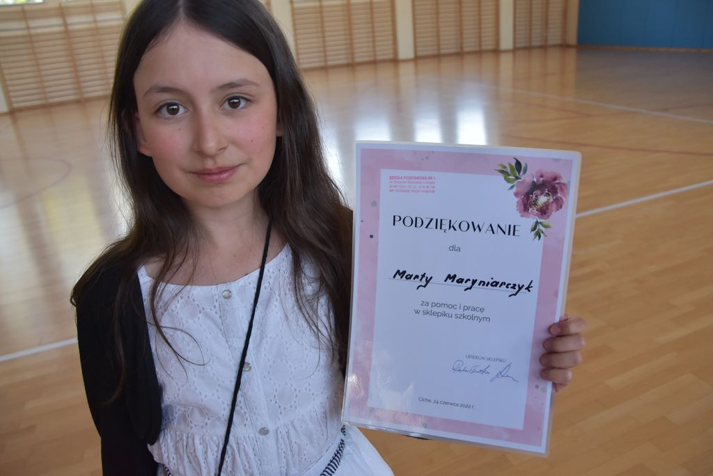 Świadectwa rozdane, wakacje czekają