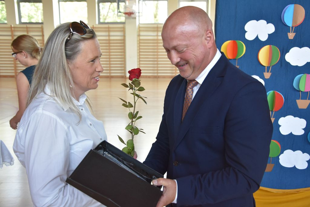 Świadectwa rozdane, wakacje czekają