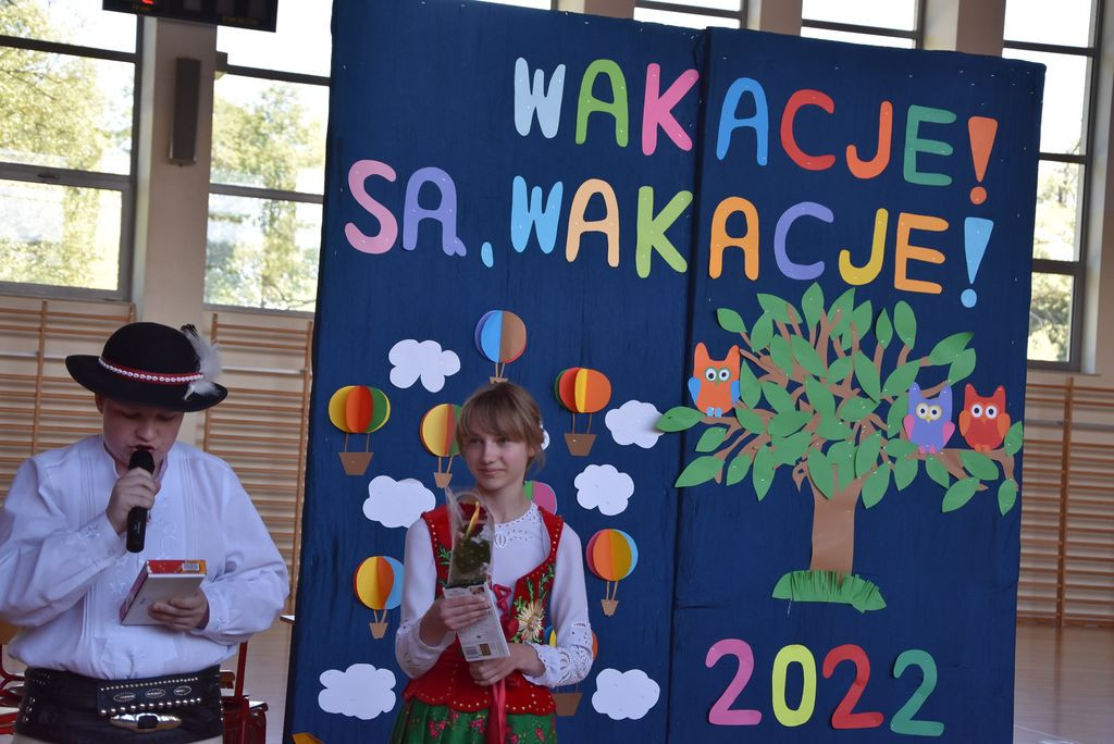 Świadectwa rozdane, wakacje czekają