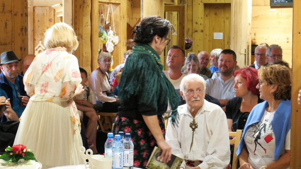 Dzielna Franka w Czerwonym Dworze