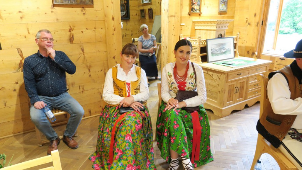 Dzielna Franka w Czerwonym Dworze