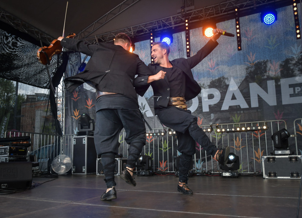 Ostro i tanecznie - szalony koncert Future Folk w Zakopanem