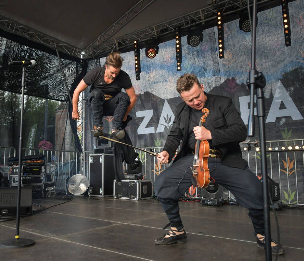 Ostro i tanecznie - szalony koncert Future Folk w Zakopanem