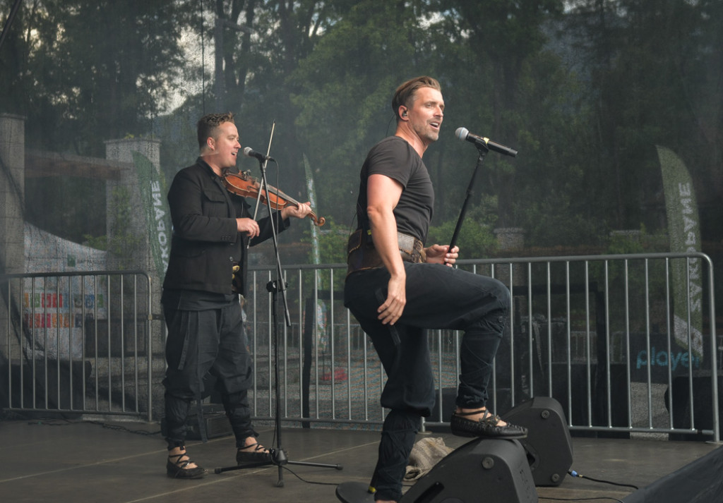 Ostro i tanecznie - szalony koncert Future Folk w Zakopanem