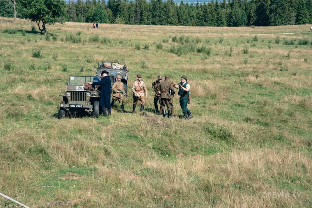Rzeźbili świątki na Marysinej Polanie