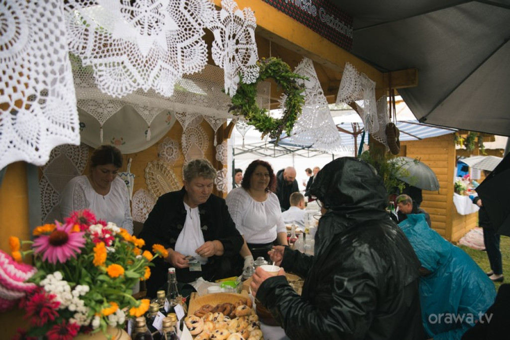 Jubileuszowe Święto Borówki pod znakiem ulewy
