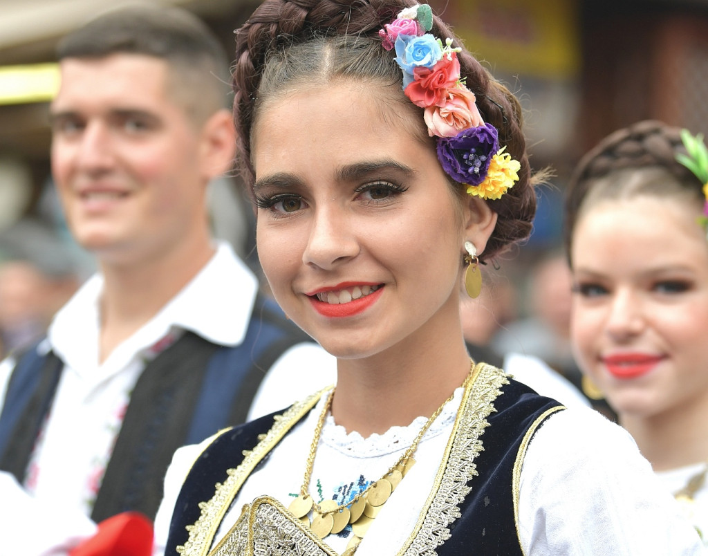 Barwny korowód festiwalowy