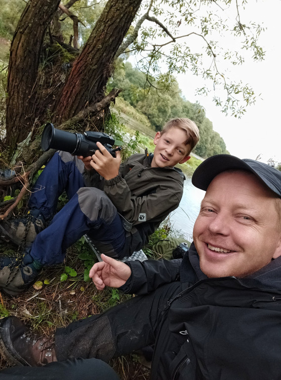 Daniel Urbaniak zagląda nad Dunajec