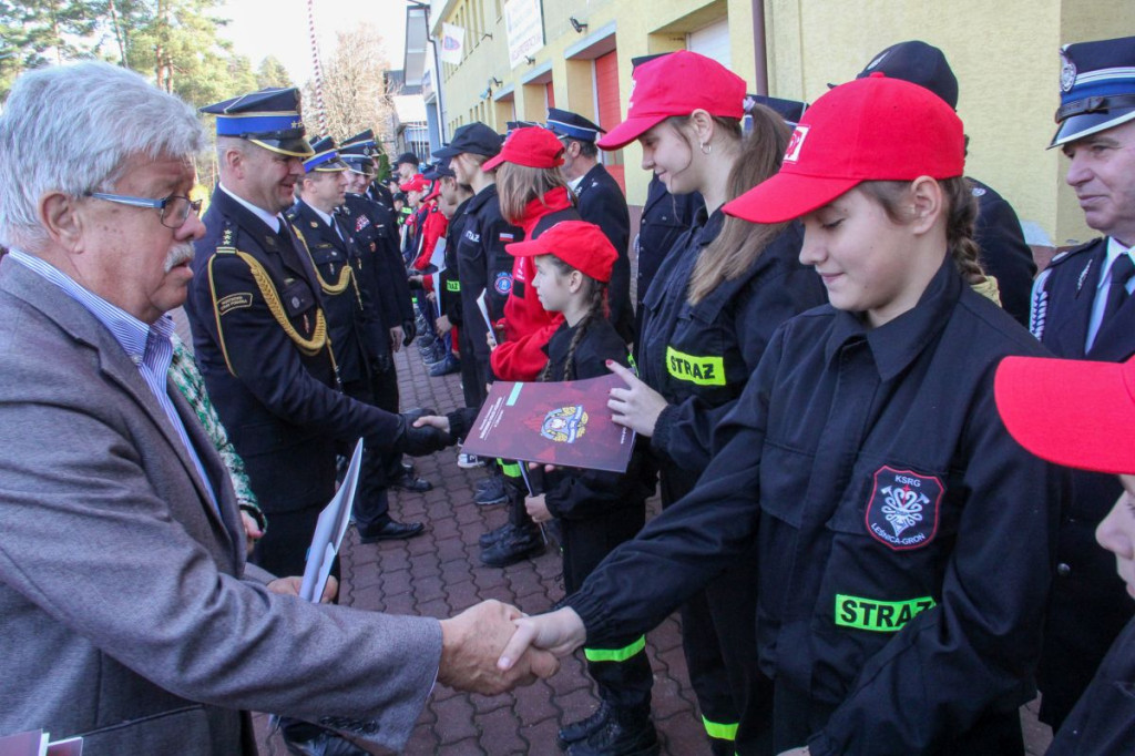 Promesy dla strażackich drużyn młodzieżowych