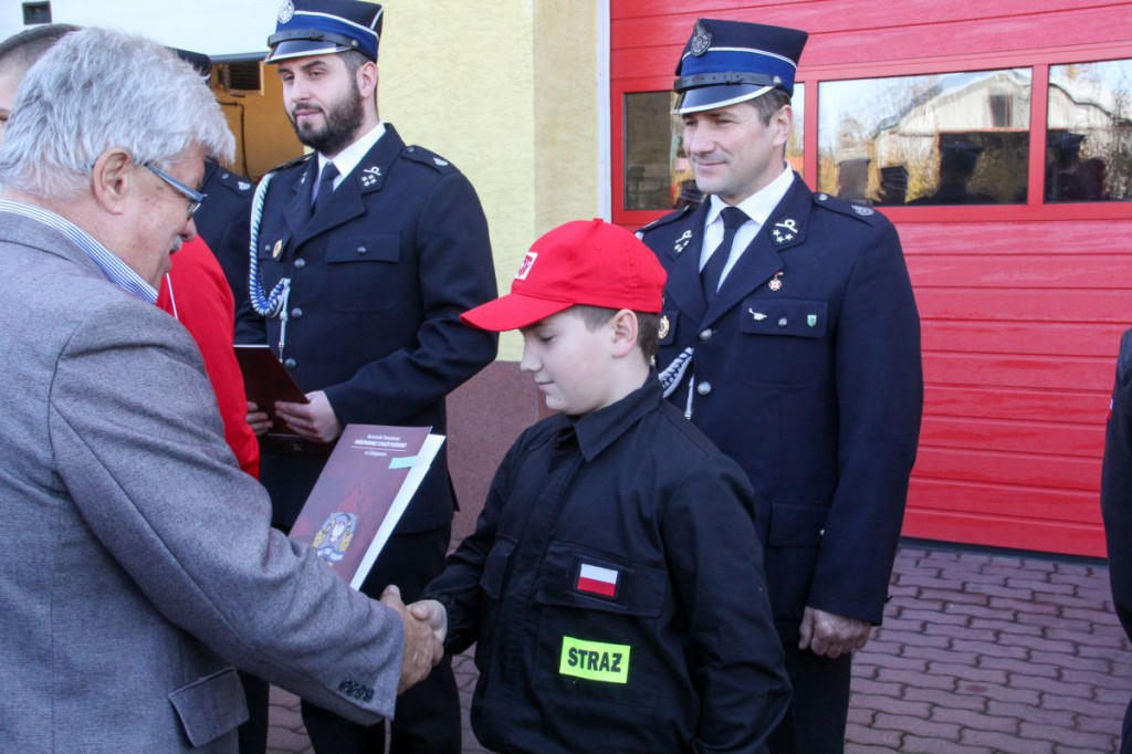 Promesy dla strażackich drużyn młodzieżowych