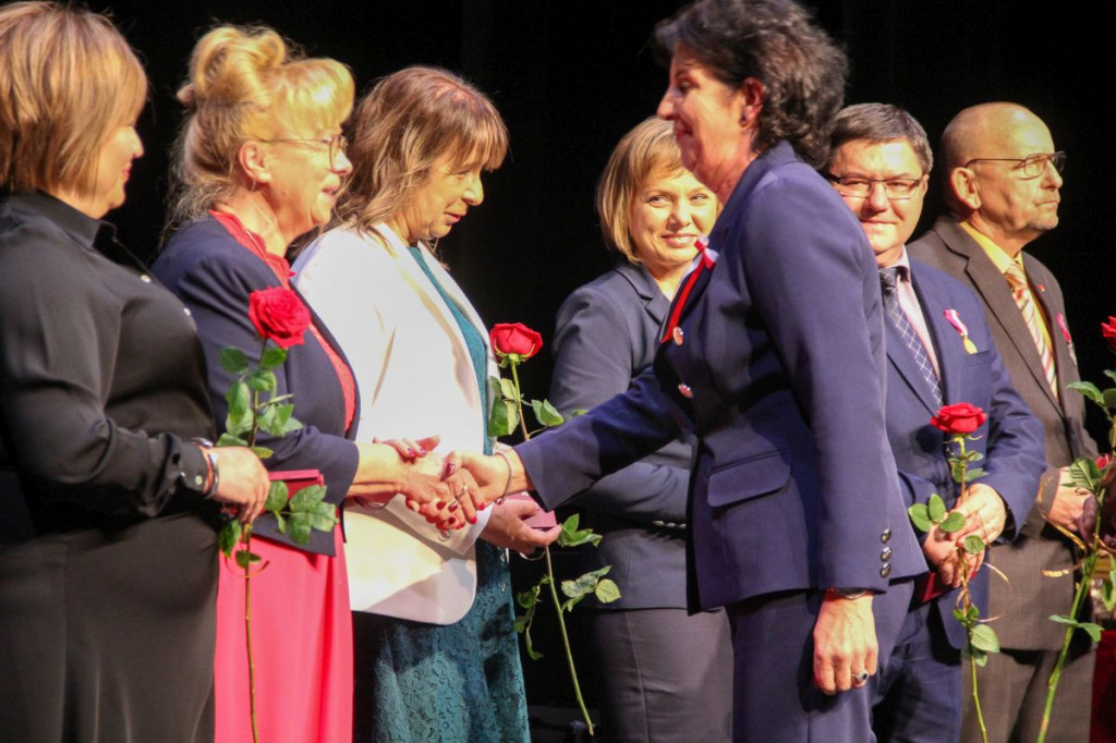 Medale i odznaczenia z okazji Święta Niepodległości. Kto odbiera tytuł ambasadora?