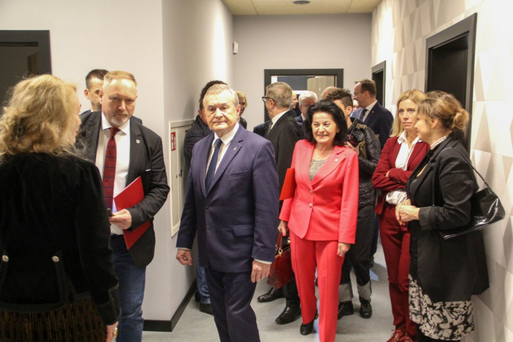 Wicepremier Gliński otwarcie nowego skrzydła szkoły muzycznej