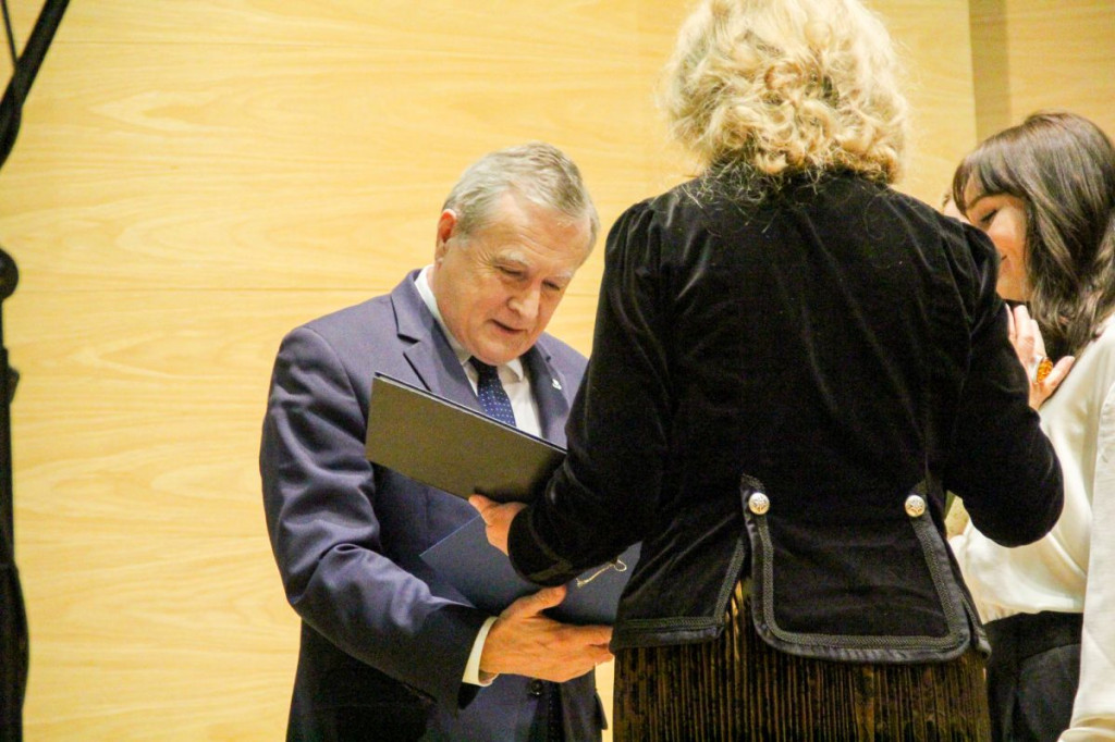Wicepremier Gliński otwarcie nowego skrzydła szkoły muzycznej