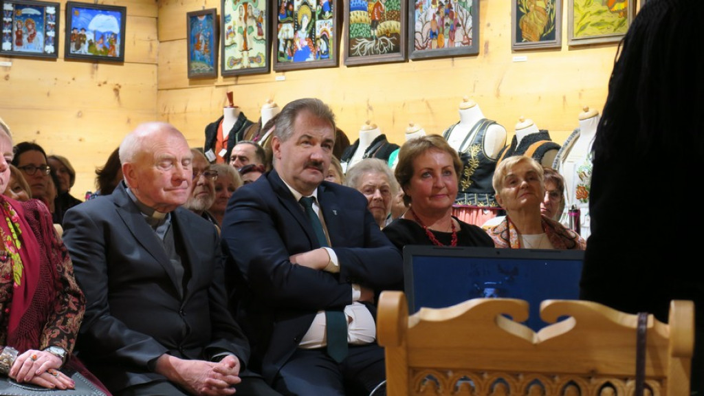 Smyczkiem i pędzlem Władysława Trebuni-Tutki