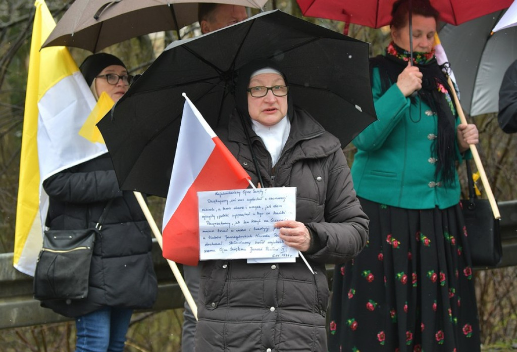 Marsz w obronie świętego Jana Pawła II w Zakopanem