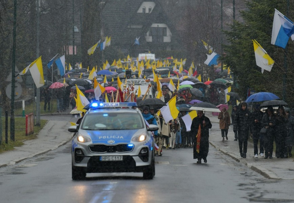 Marsz w obronie świętego Jana Pawła II w Zakopanem