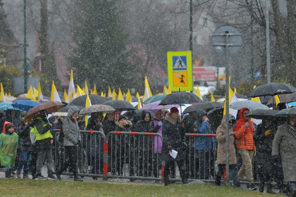 Marsz w obronie świętego Jana Pawła II w Zakopanem