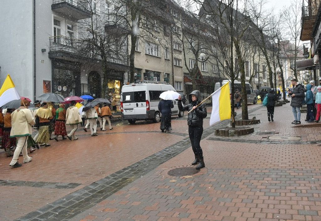 Marsz w obronie świętego Jana Pawła II w Zakopanem