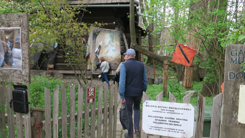 Ślad błękitu w Czerni