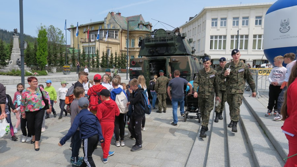Maszerują na Placu Niepodległości