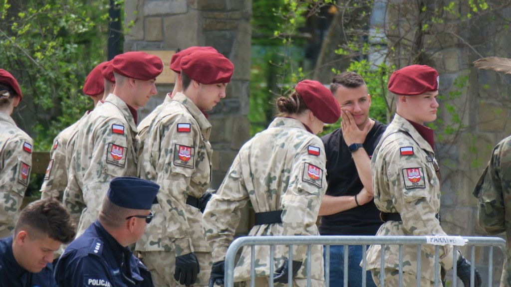Maszerują na Placu Niepodległości