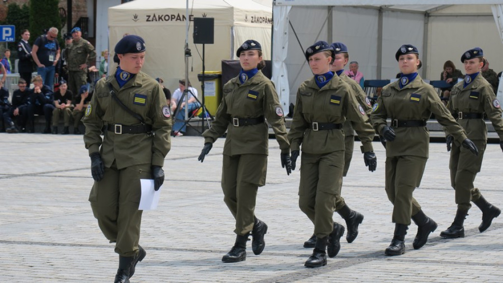 Maszerują na Placu Niepodległości