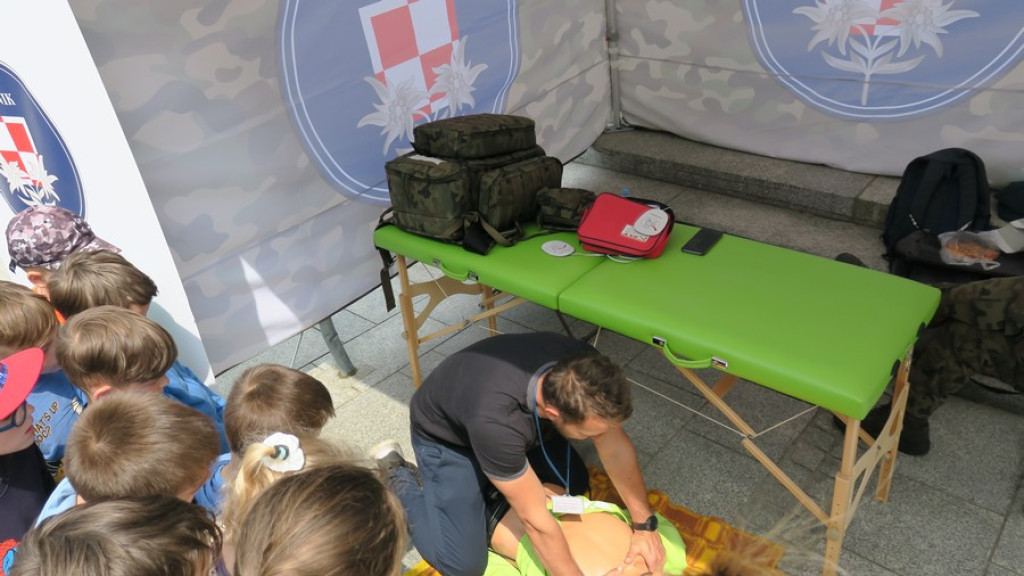 Maszerują na Placu Niepodległości