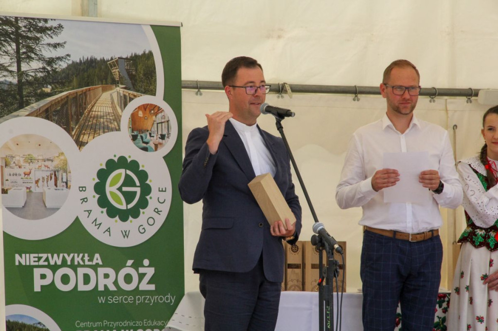Brama w Gorce już oficjalnie otwarta. Zapraszamy na spacer w koronach drzew!