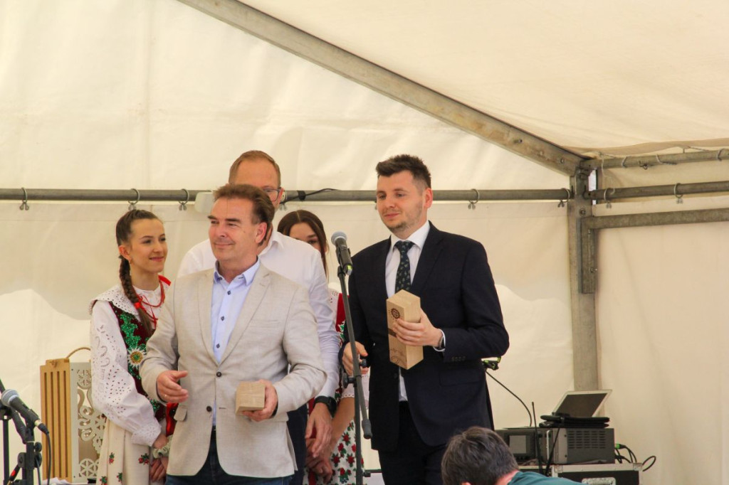 Brama w Gorce już oficjalnie otwarta. Zapraszamy na spacer w koronach drzew!