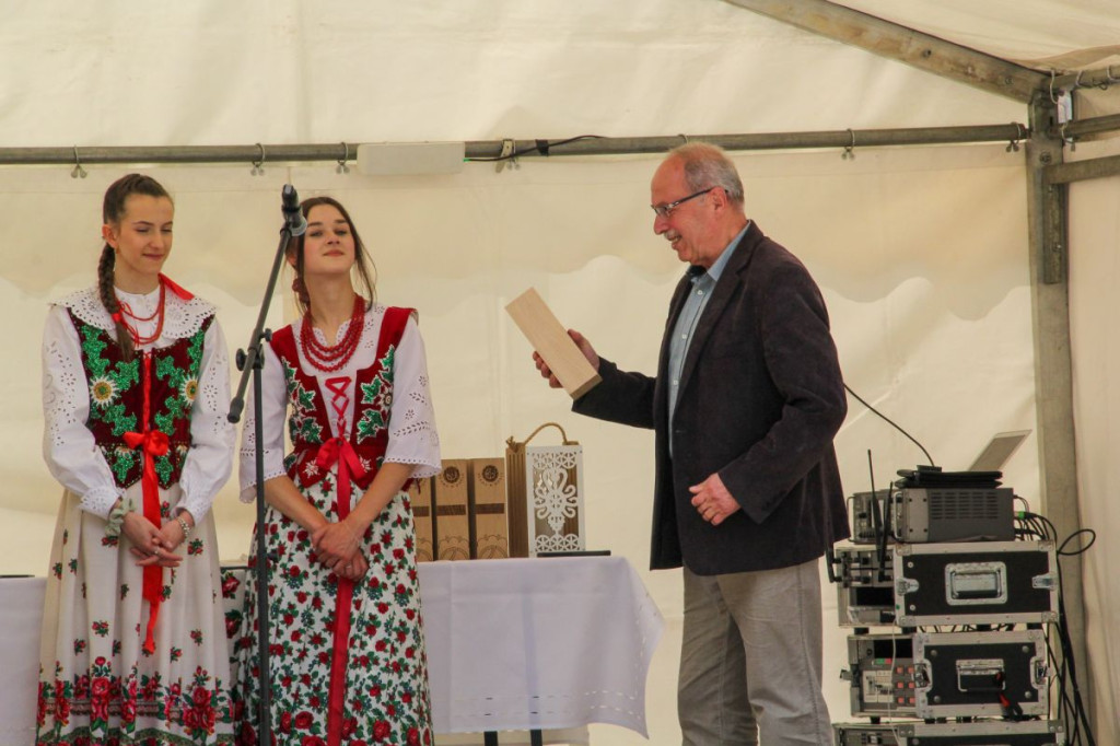 Brama w Gorce już oficjalnie otwarta. Zapraszamy na spacer w koronach drzew!