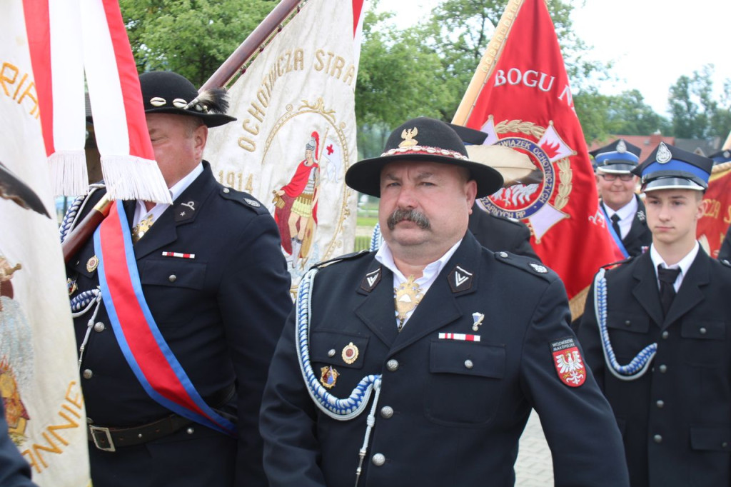 Strażacka radość z nowego wozu
