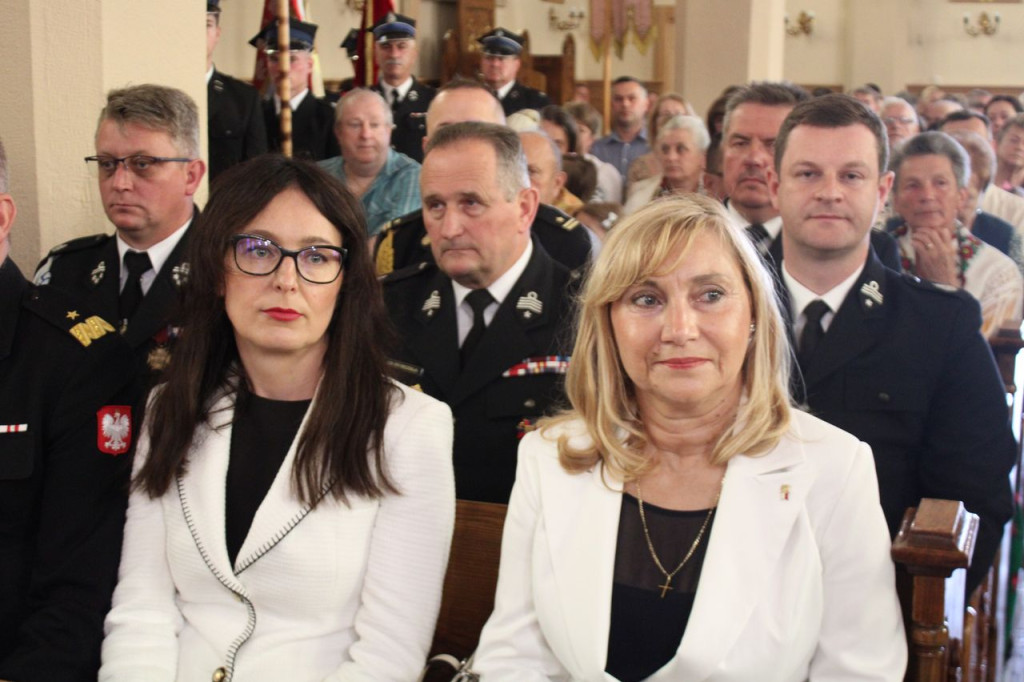 Strażacka radość z nowego wozu