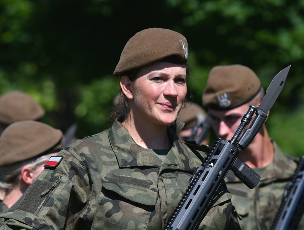 Wojskowe ślubowanie na Równi Krupowej