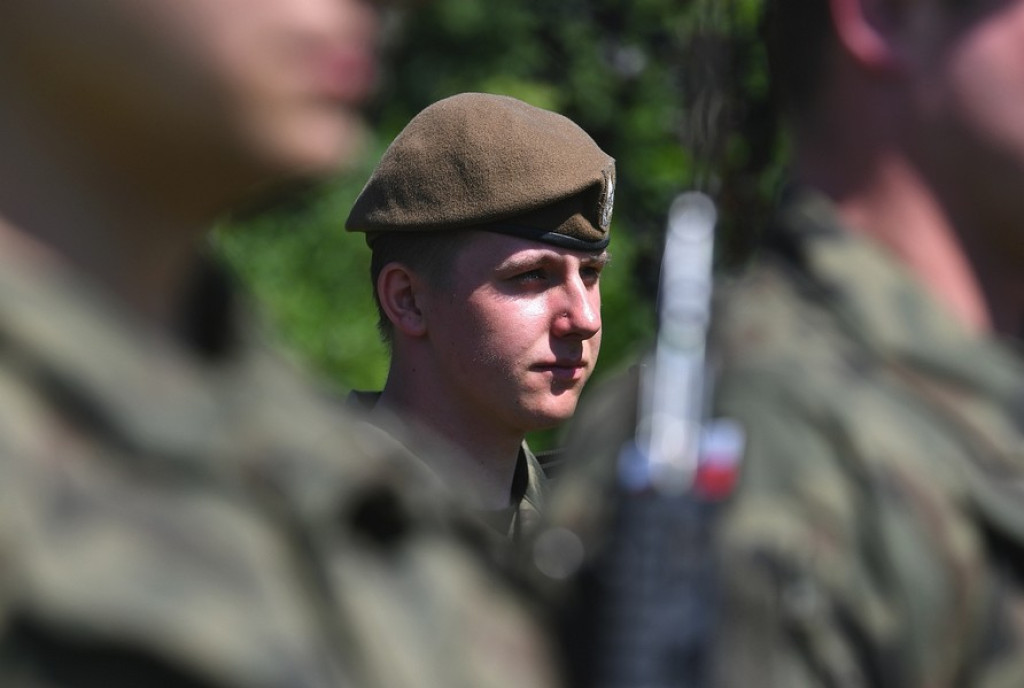 Wojskowe ślubowanie na Równi Krupowej